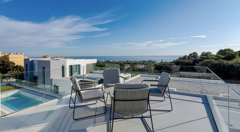 Photo of Free Fallin'