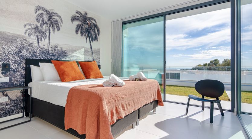 Photo of Free Fallin'