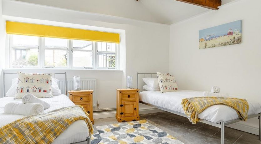 Photo of 2 Bed in Lower Treluswell