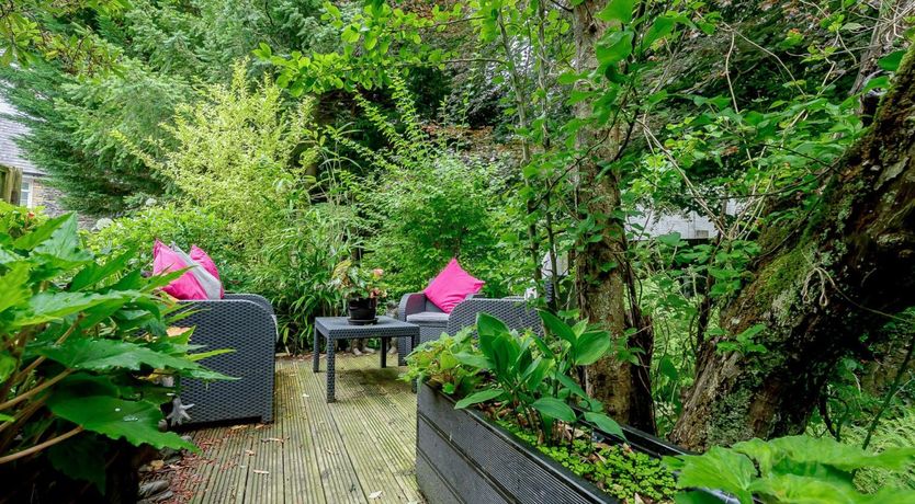 Photo of 2 Bed in Llandysul