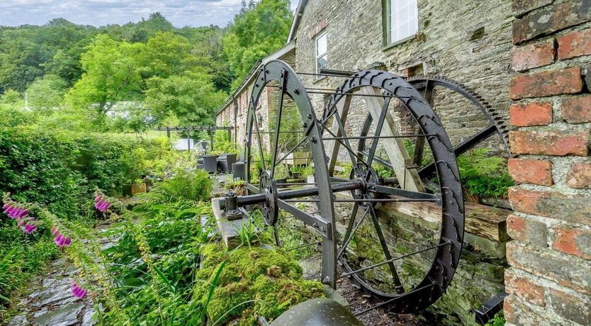 Photo of 2 Bed in Felindre