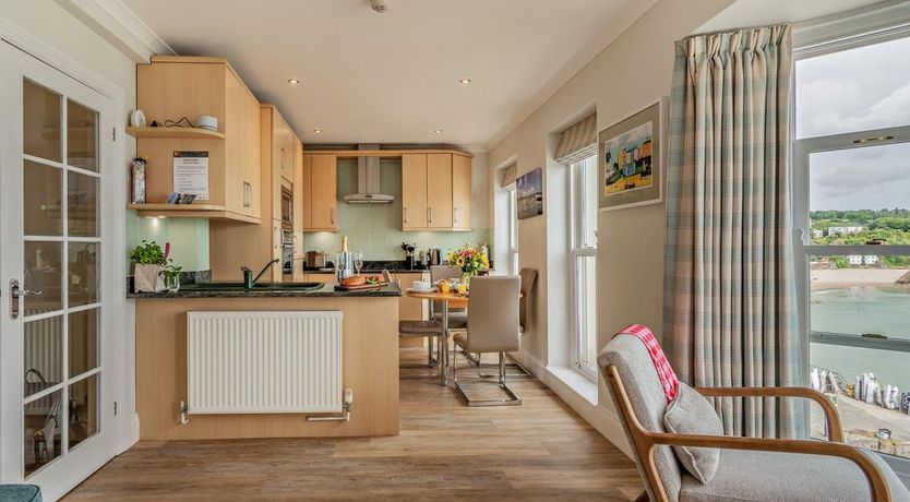 Photo of 2 Bed in Tenby