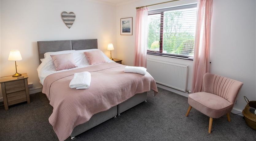 Photo of 3 Bed in Saundersfoot
