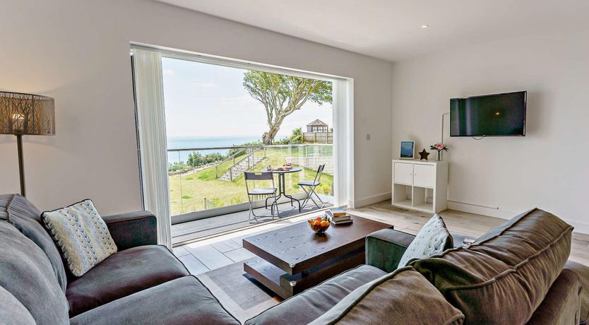 Photo of 2 Bed in Sandown