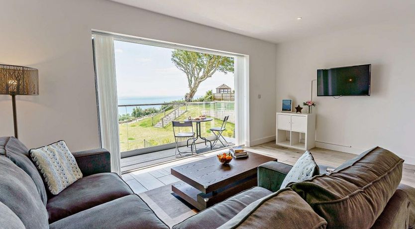 Photo of 2 Bed in Sandown