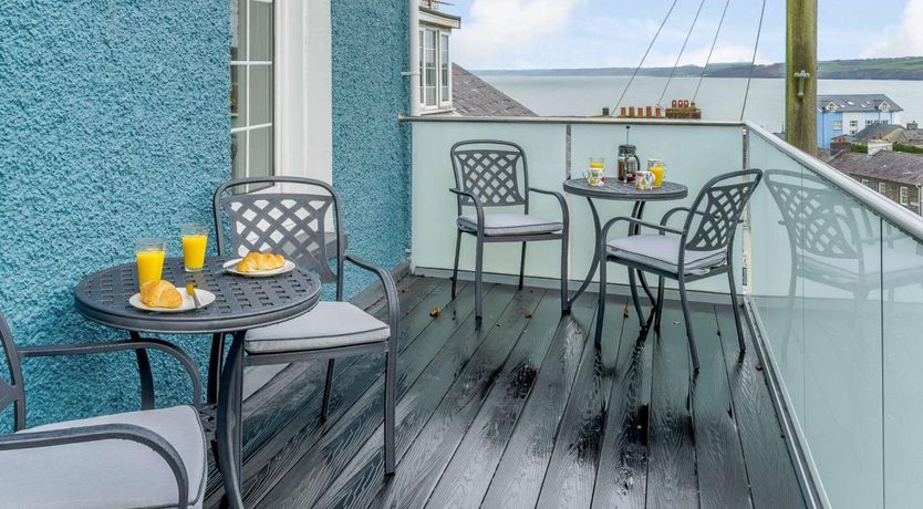 Photo of 3 Bed in New Quay