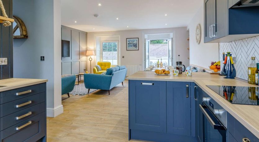 Photo of 3 Bed in New Quay