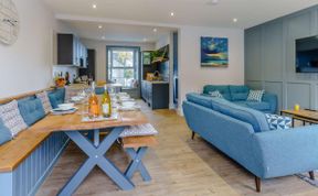 Photo of 3 Bed in New Quay