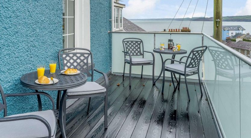 Photo of 3 Bed in New Quay