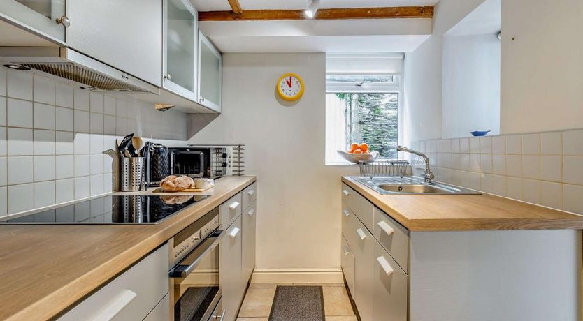 Photo of 2 Bed in Aberdovey