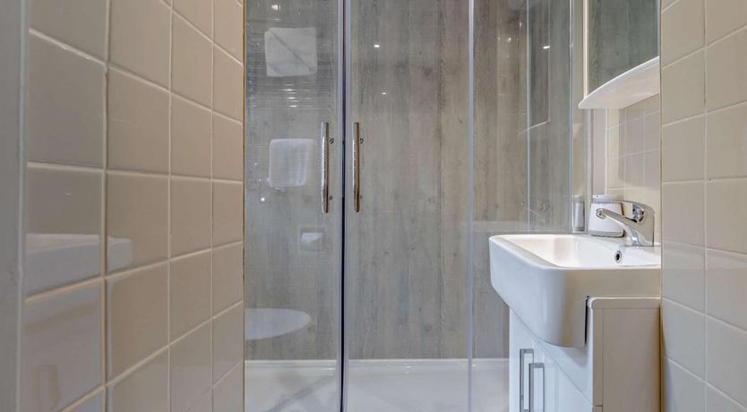 Photo of 2 Bed in Aberdovey