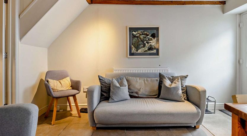 Photo of 2 Bed in Aberdyfi