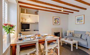 Photo of 2 Bed in Aberdyfi