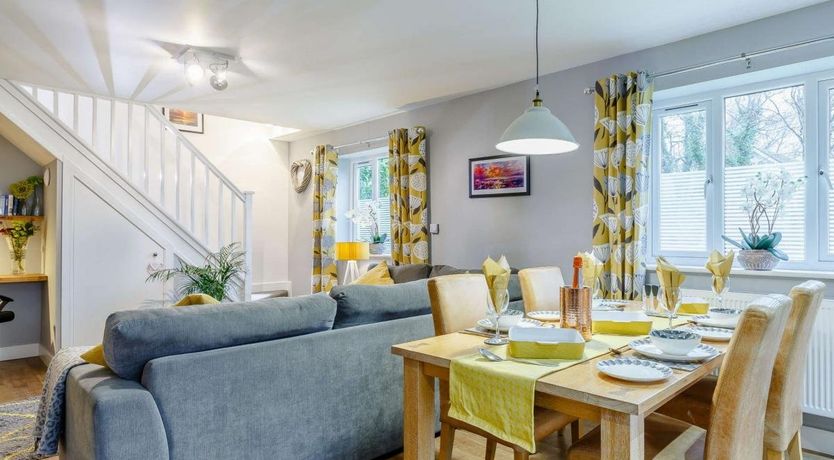 Photo of 2 Bed in Lanner