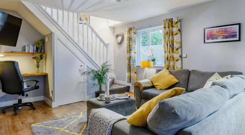 Photo of 2 Bed in Lanner