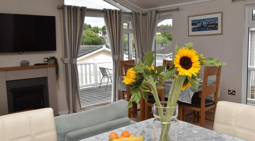 Photo of 3 Bed in Stepaside