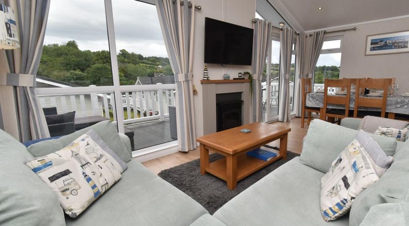 Photo of 3 Bed in Stepaside