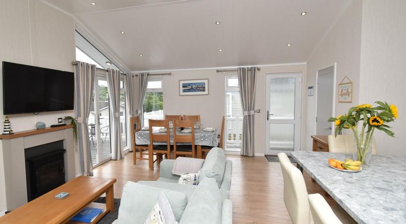 Photo of 3 Bed in Stepaside