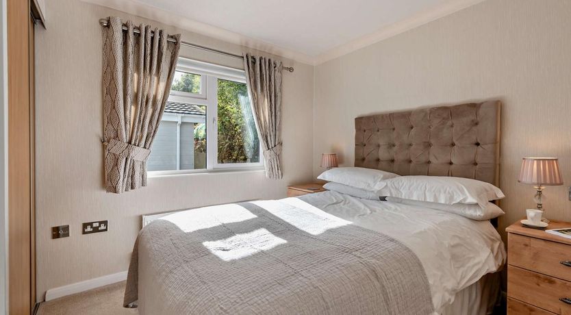 Photo of 3 Bed in Stepaside