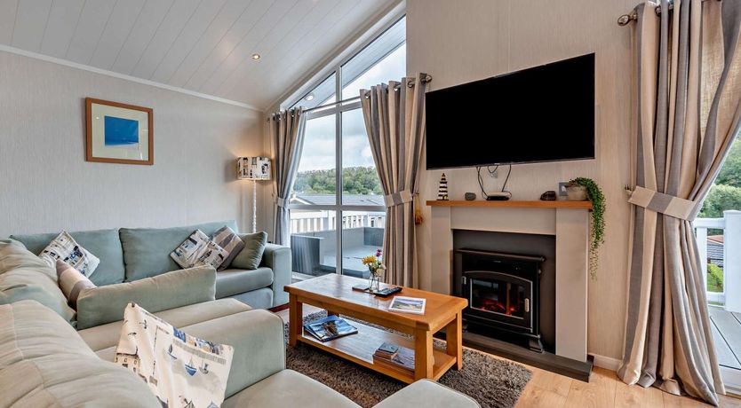 Photo of 3 Bed in Stepaside