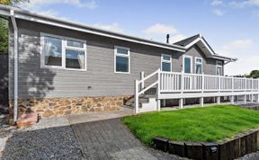 Photo of 3 Bed in Stepaside