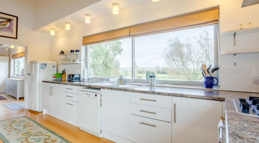 Photo of 2 Bed in Glastonbury