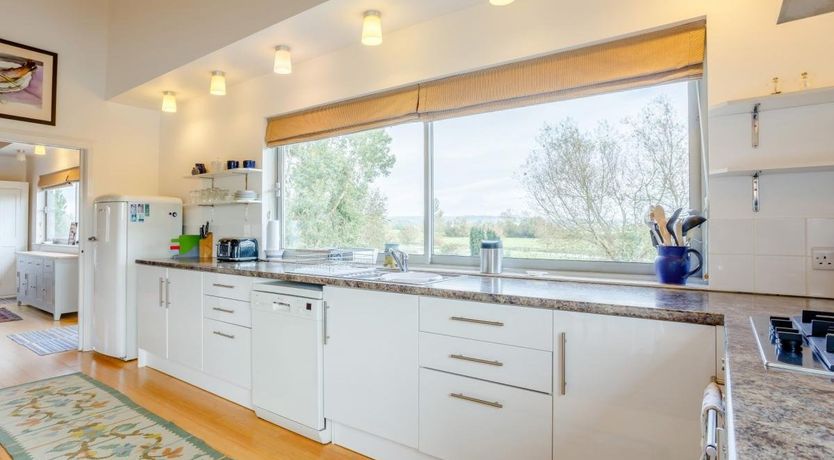 Photo of 2 Bed in Glastonbury