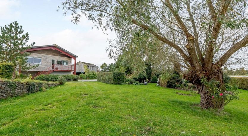 Photo of 2 Bed in Glastonbury