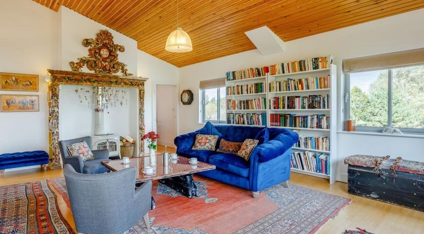 Photo of 2 Bed in Glastonbury