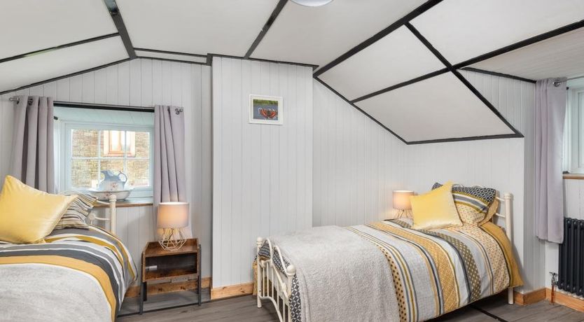 Photo of 2 Bed in Mawbray