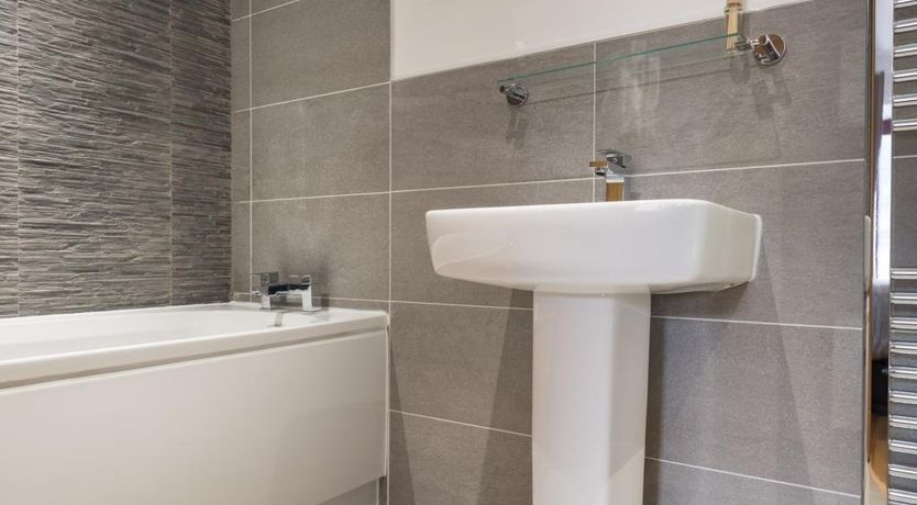 Photo of 2 Bed in Newlands