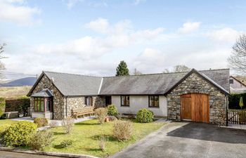 4 Bed in Blaenau Ffestiniog Holiday Cottage