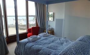 Photo of in Tenby (FB226)