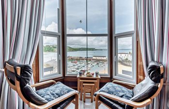 2 Bed in Tenby Apartment