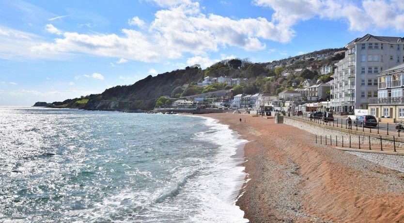 Photo of 3 Bed in Ventnor