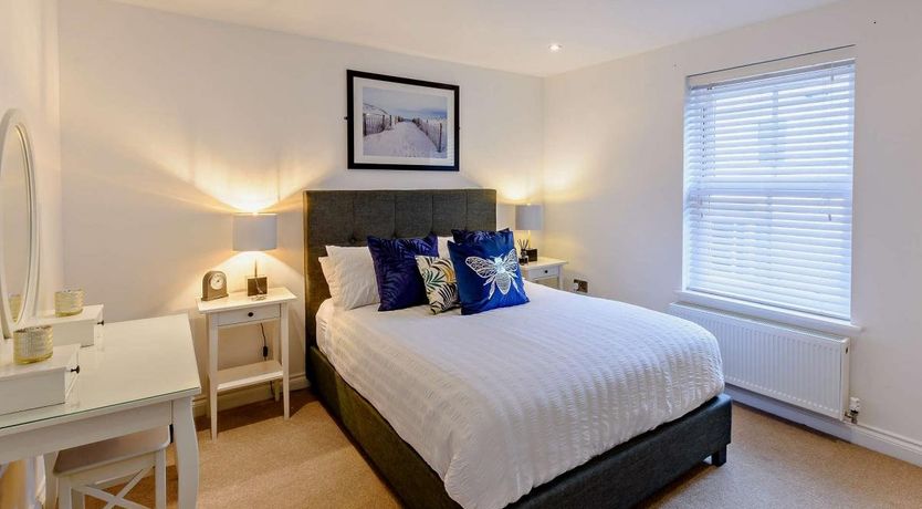 Photo of 3 Bed in Ventnor