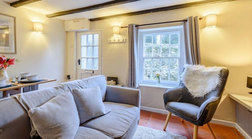 Photo of 2 Bed in Appledore