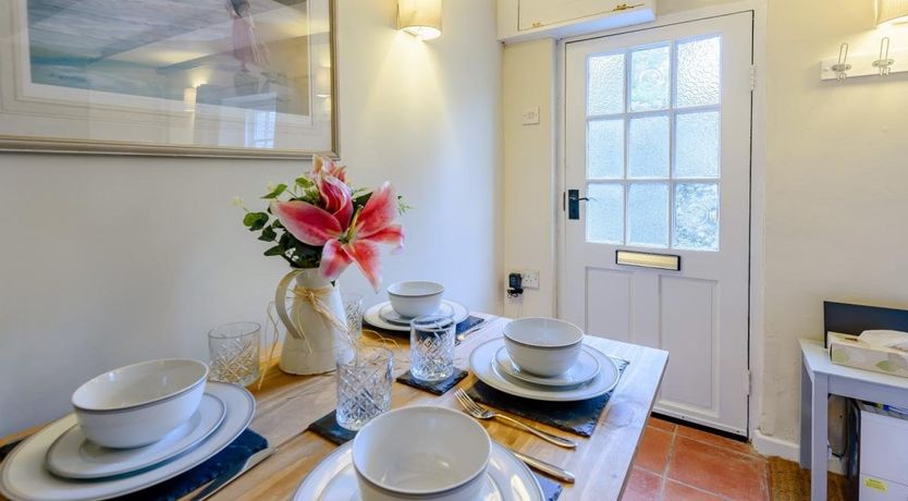 Photo of 2 Bed in Appledore