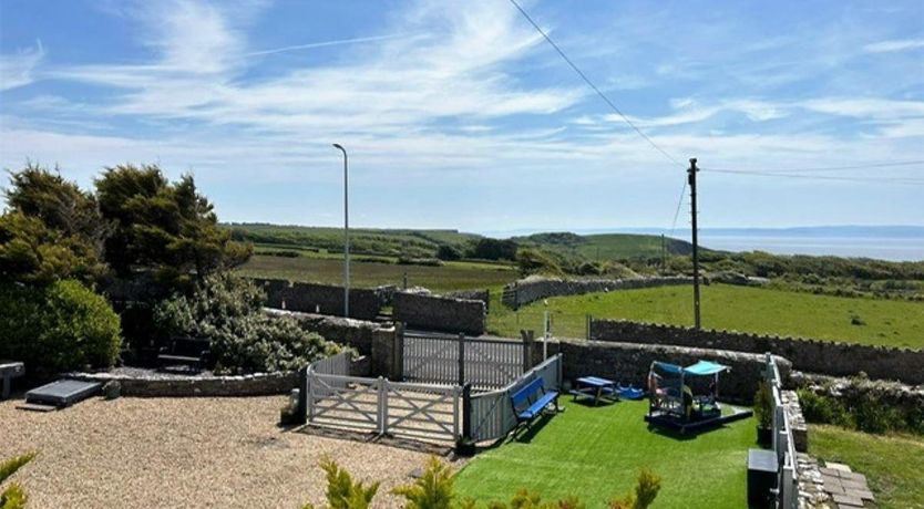 Photo of 2 Bed in Southerndown