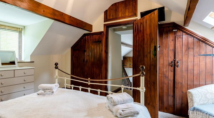 Photo of 1 Bed in Glyn Ceiriog