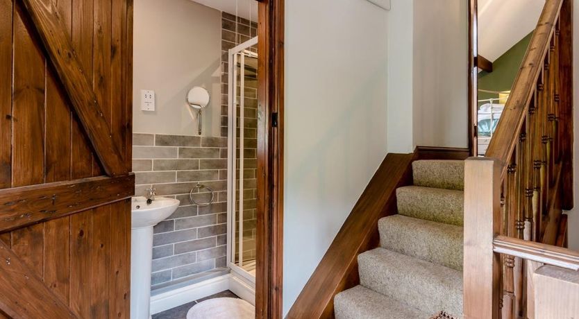 Photo of 1 Bed in Glyn Ceiriog