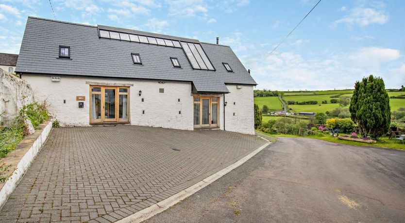 Photo of 4 Bed in Cray