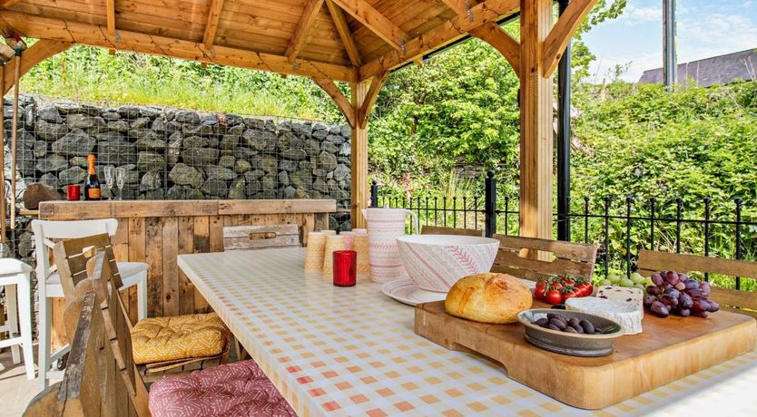 Photo of 4 Bed in Cray