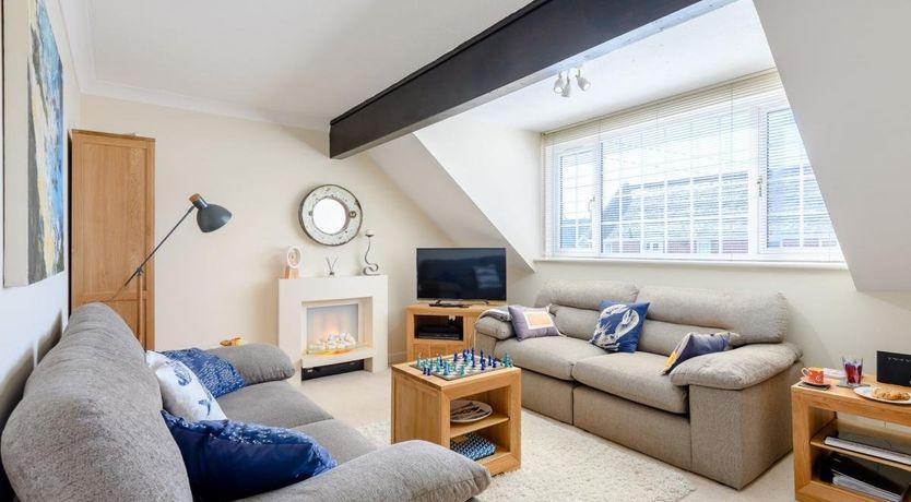 Photo of 1 Bed in Milford on Sea