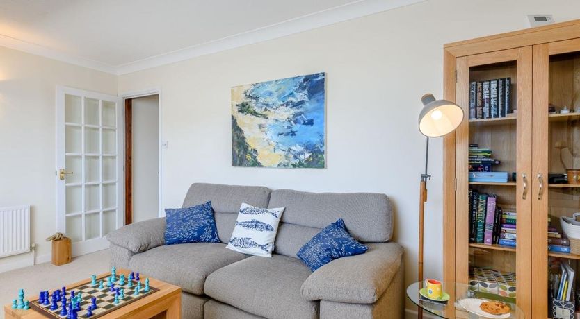 Photo of 1 Bed in Milford on Sea