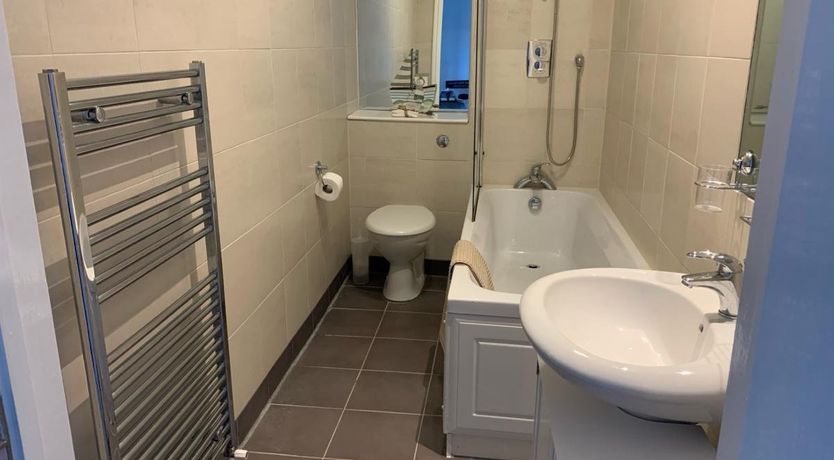 Photo of 2 Bed in Tenby