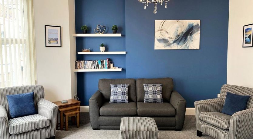 Photo of 2 Bed in Tenby