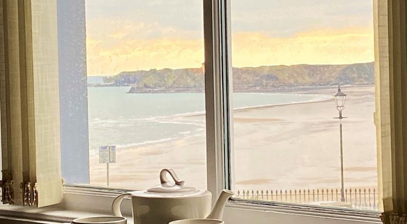 Photo of 2 Bed in Tenby