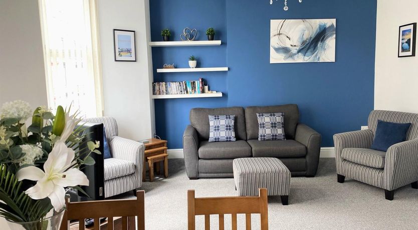 Photo of 2 Bed in Tenby