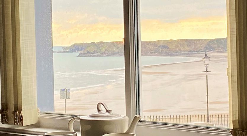 Photo of 2 Bed in Tenby